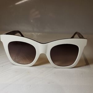 White Cat-Eye Sunglasses with Brown Gradient Lenses